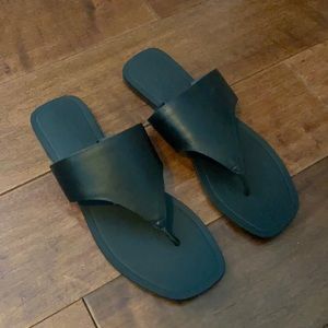 Black thong sandals